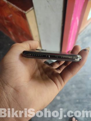 I phone 11 pro max…USA varrient